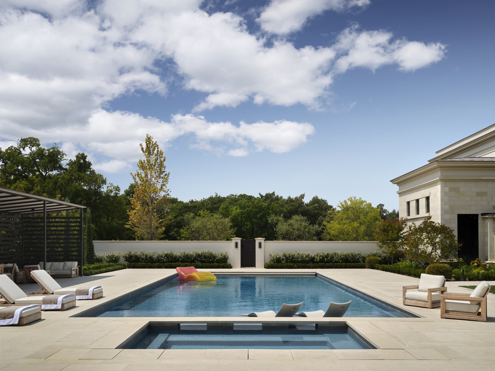 Contemporary garden — clean lines and texture